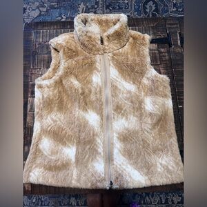 Ariat Women’s Fur Vest size M